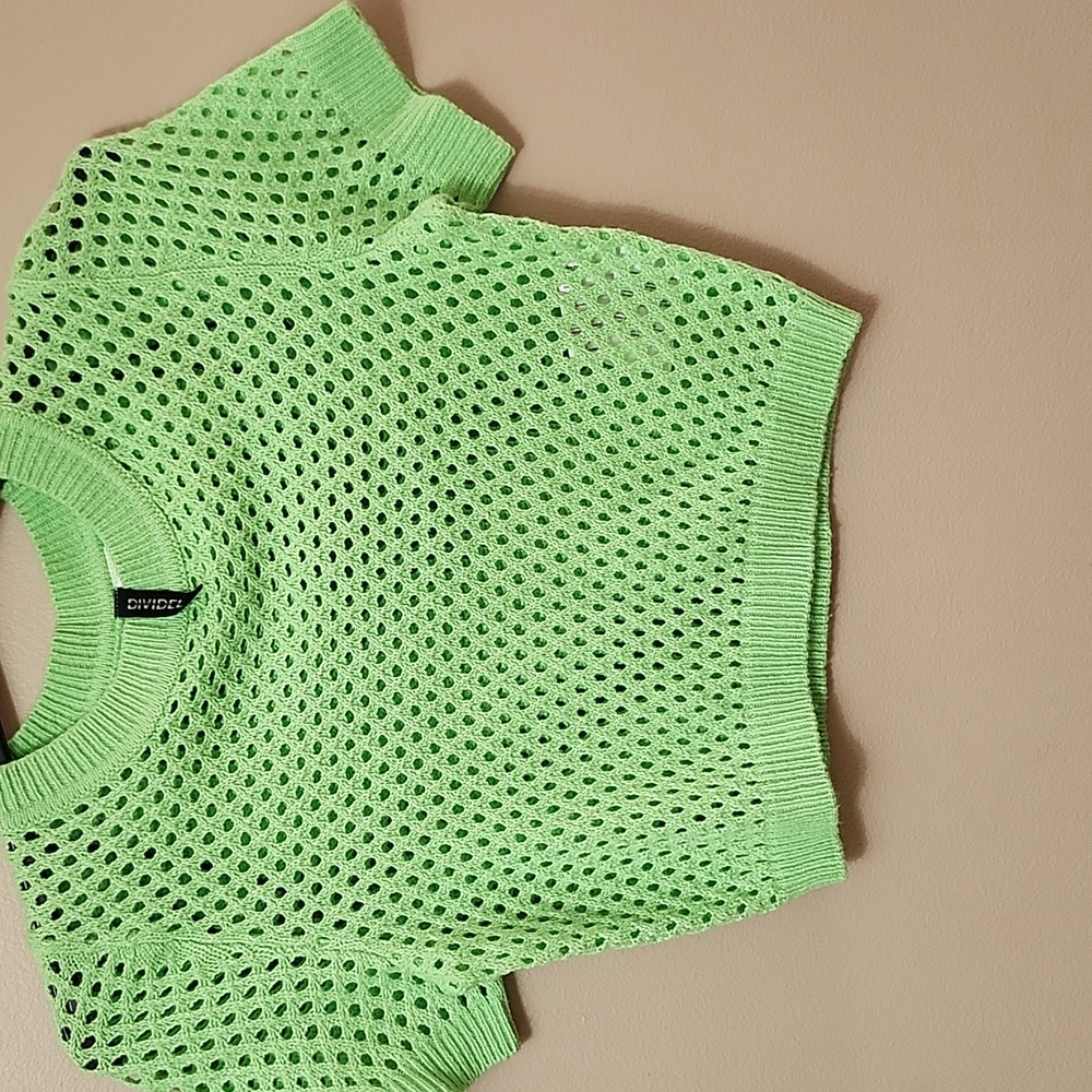 H & M Hole-Knit Top